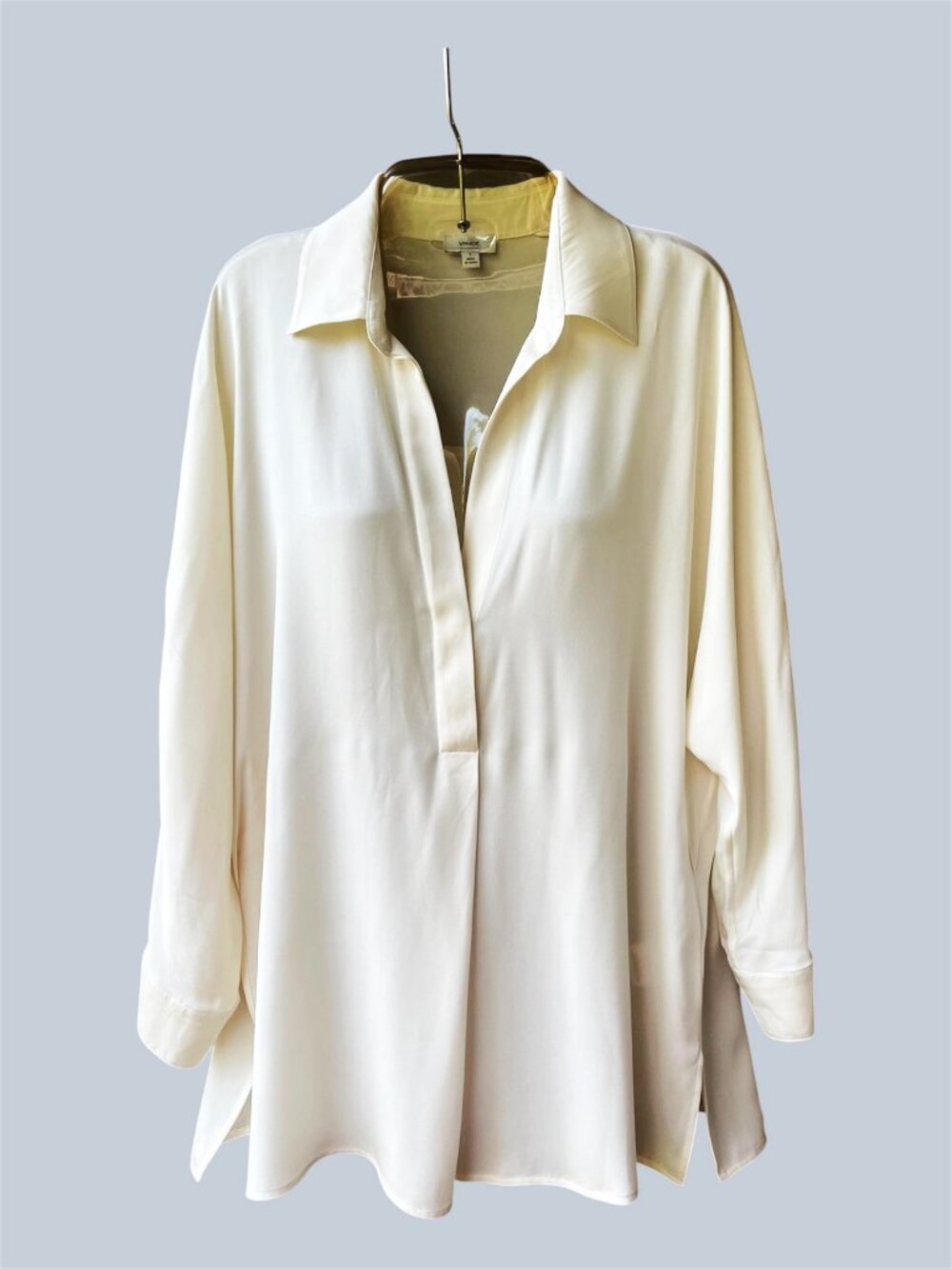 Vince Silk V-Neck Relaxed Blouse Long Sleeves